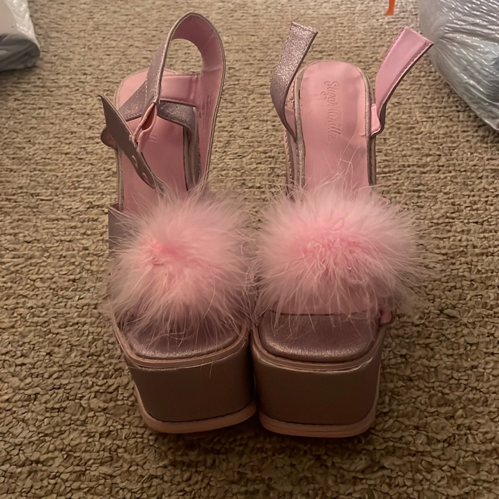 Sugar Thrillz pink marabou fluff high heel platforms Size 8